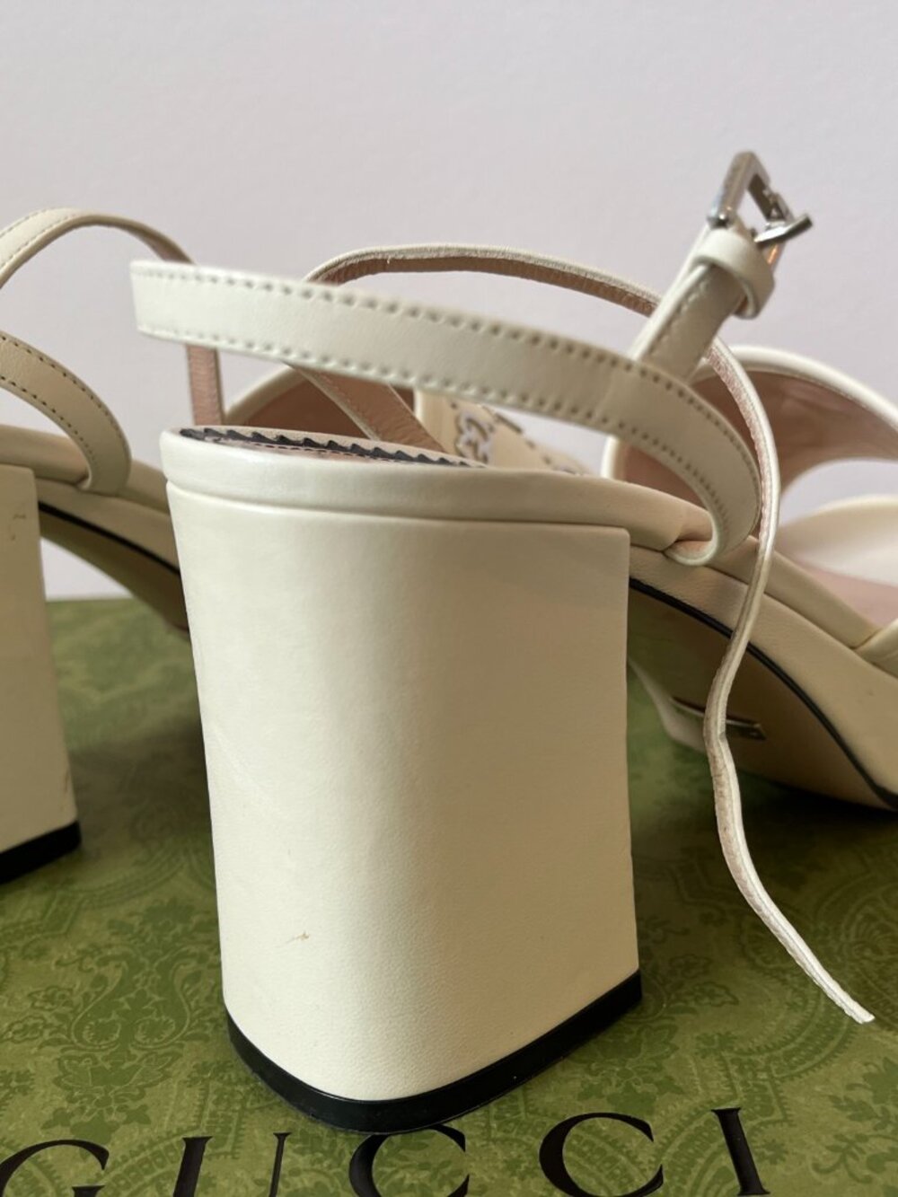 Gucci Mystic White Leather Platform Sandals GG Studded Block Heel Size 39 Box & - Picture 2 of 9
